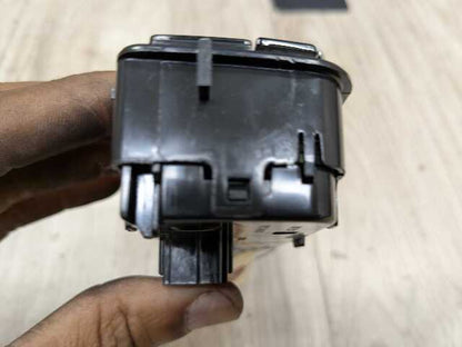 OEM BMW G20 G22 G23 G26 G42 G80 G82 AC Rear Heater Climate Control Switch Panel