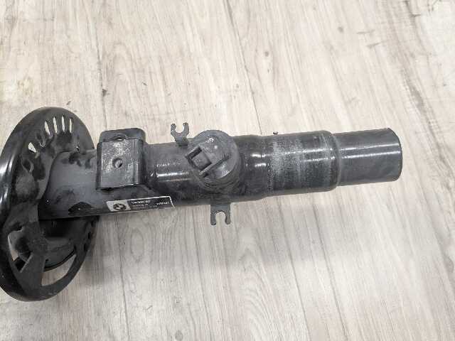 22-25 OEM BMW G42 M240 RWD FRONT Right Passenger Spring Strut Shock Absorber VDC