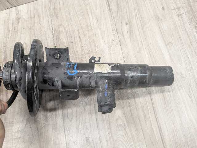 22-25 OEM BMW G42 M240 RWD FRONT Right Passenger Spring Strut Shock Absorber VDC