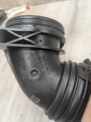 OEM BMW G01 G05 G12 G20 G22 G23 G26 G30 G42 X3 Air Engine B58 Intake Pipe Hose