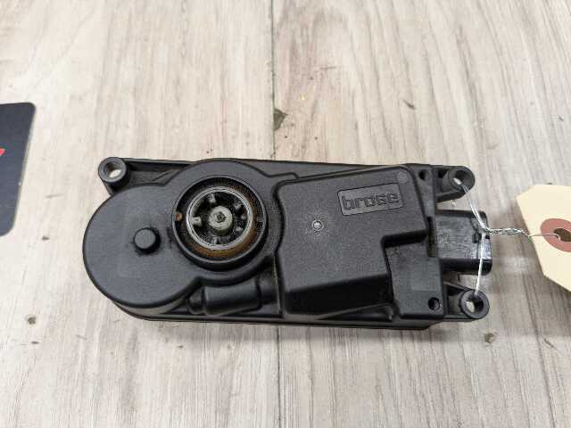 16-20 OEM BMW G11 G12 G30 Upper Kidney Grille Air Flap Intake Shutter Actuator