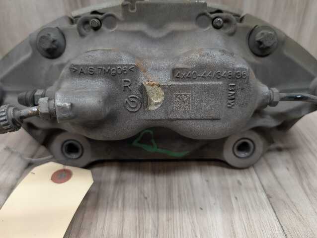 OEM BMW G12 G14 G16 G30 540 740 840 B58 Front Right Passenger Brake Caliper Gray