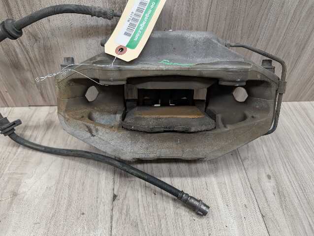 OEM BMW G12 G14 G16 G30 540 740 840 B58 Front Right Passenger Brake Caliper Gray