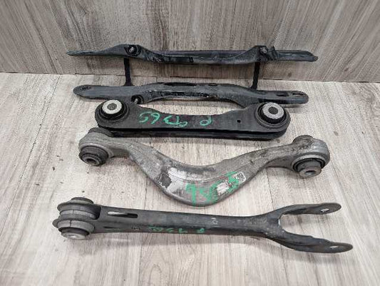 OEM BMW G12 G14 G15 G16 G30 Rear Right Passenger Upper Lower Control Arm SET (4)