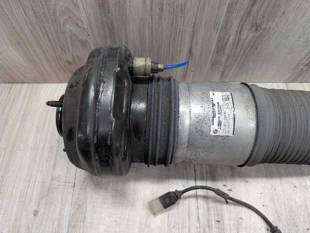 16-22 OEM BMW G11 G12 740 750 B7 REAR Right Passenger Air Suspension Strut Shock