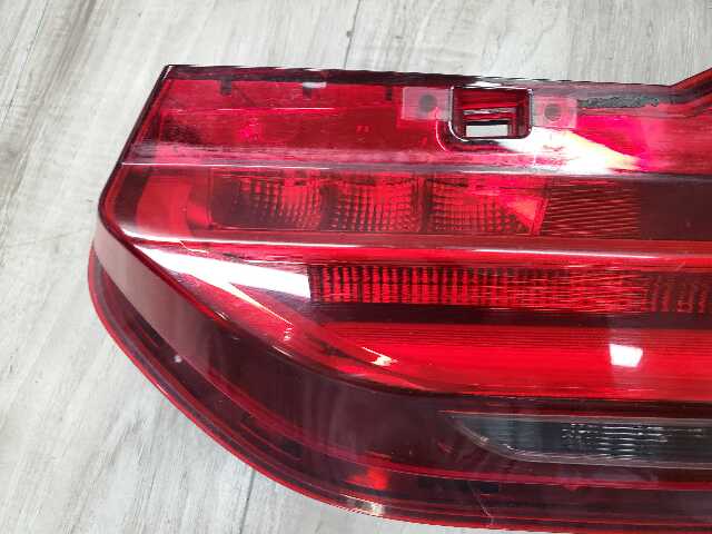 16-19 OEM BMW G11 G12 740 750 M760 Rear Right Passenger Inner Trunk Tail Light