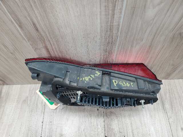 16-19 OEM BMW G11 G12 740 750 M760 Rear Right Passenger Inner Trunk Tail Light