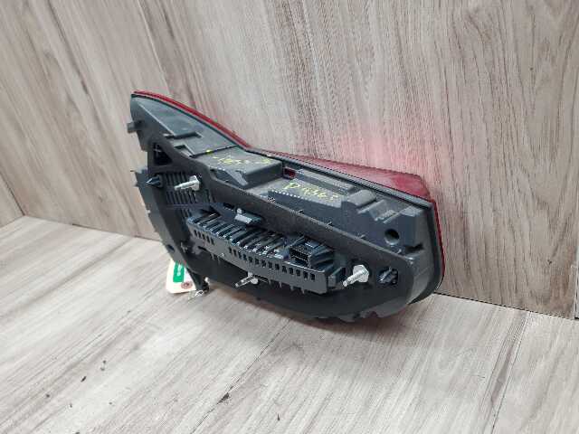 16-19 OEM BMW G11 G12 740 750 M760 Rear Right Passenger Inner Trunk Tail Light