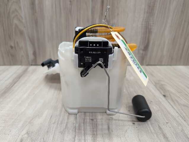 OEM BMW G20 G22 G23 G26 G42 330 M340 430 M440 Gas Tank Mounted Sending Fuel Pump