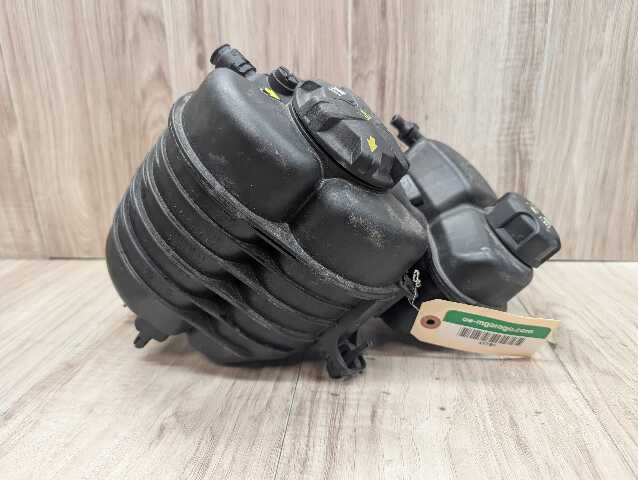 OEM BMW G20 G22 G23 G26 G42 Engine Coolant Expansion Overflow Tank Reservoir SET