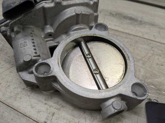 OEM BMW F39 F44 F48 F90 M5 G05 M50 G30 M550 G12 750 G16 850 Engine Throttle Body
