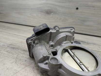 OEM BMW F39 F44 F48 F90 G05 G12 750 G30 M550 M8 Engine B46 N63 S63 Throttle Body
