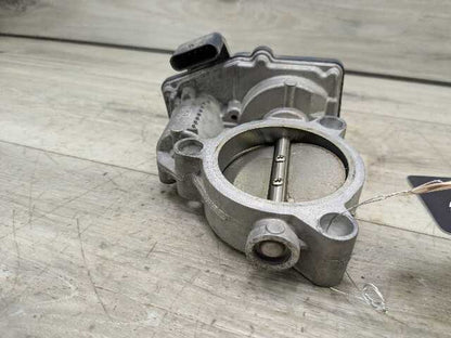 OEM BMW F39 F44 F48 F90 G05 G12 750 G30 M550 M8 Engine B46 N63 S63 Throttle Body