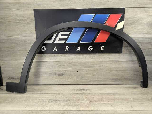 16-22 OEM BMW F48 X1 FRONT Right Passenger Fender Flare Wheel Arch Trim Molding