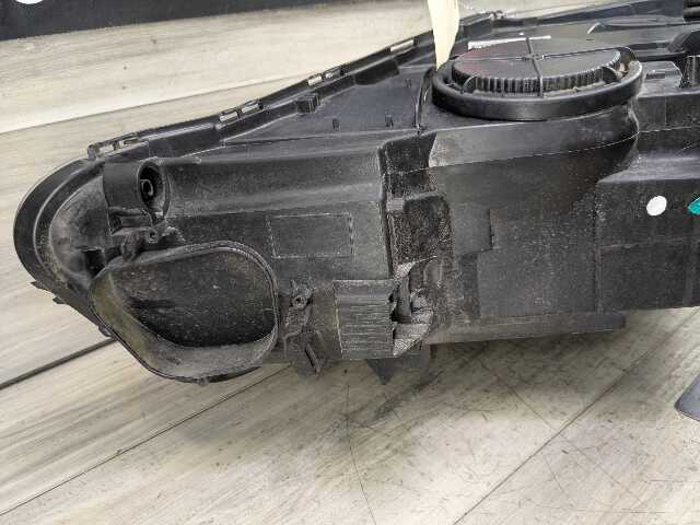 16-22 OEM BMW F48 X1 28i 28iX Right Passenger Side Halogen Headlight COMPLETE