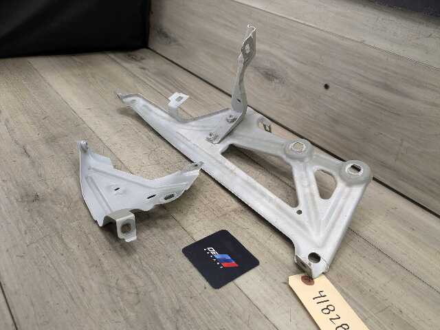 16-22 OEM BMW F48 X1 28i 28iX Front Left Driver Side Fender Holder Bracket