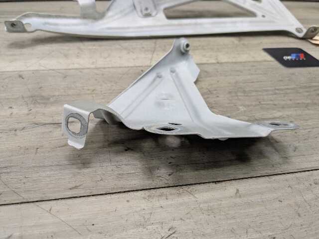16-22 OEM BMW F48 X1 28i 28iX Front Left Driver Side Fender Holder Bracket
