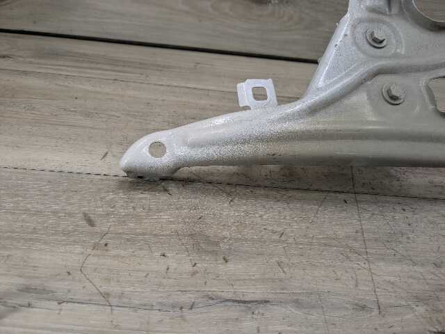 16-22 OEM BMW F48 X1 28i 28iX Front Right Passenger Fender Holder Bracket