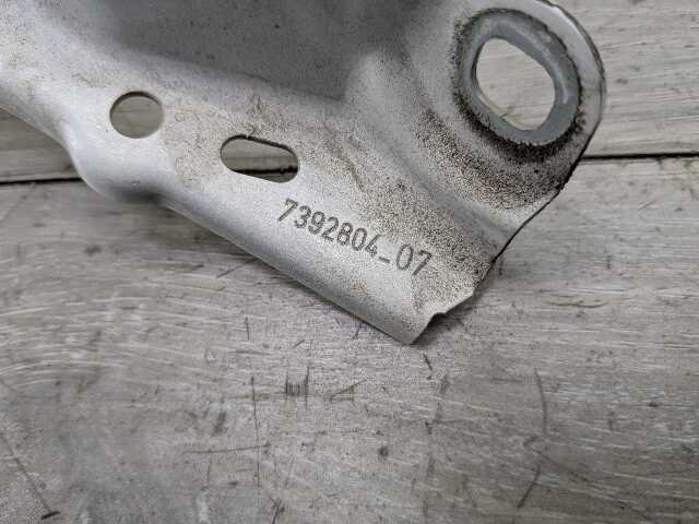 16-22 OEM BMW F48 X1 28i 28iX Front Right Passenger Fender Holder Bracket