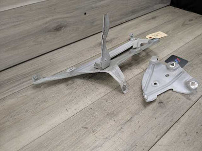 16-22 OEM BMW F48 X1 28i 28iX Front Right Passenger Fender Holder Bracket