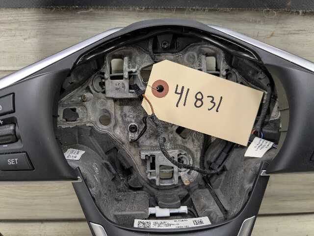 16-23 OEM BMW F39 F48 X1 X2 Steering Wheel w/ Switch Buttons