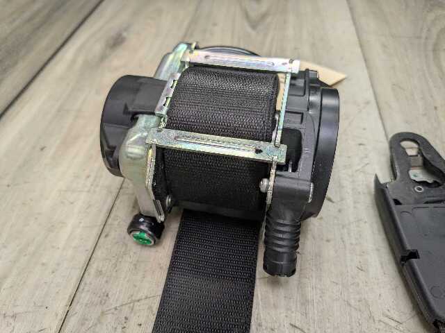 OEM BMW F39 F48 X1 X2 Front Right Passenger Seatbelt Seat Belt Retractor Black