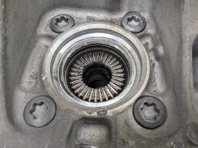16-24 OEM BMW F39 F44 F48 X1 X2 Front Right Passenger Knuckle Wheel Hub Bearing