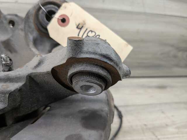 OEM BMW F32 F33 F36 428 430 435 440 REAR Left Driver Hub Spindle Bearing Knuckle