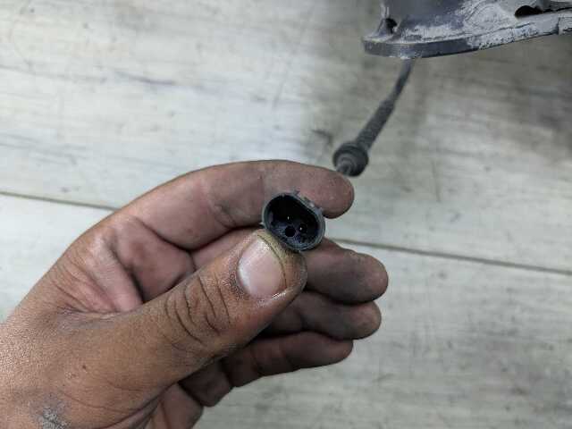 OEM BMW F39 F44 F48 X1 Rear Right Passenger Trailing Control Arm Knuckle Spindle