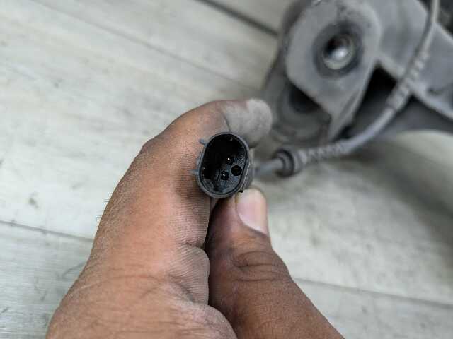 OEM BMW F39 F44 F48 X1 X2 Rear Left Driver Trailing Control Arm Knuckle Spindle
