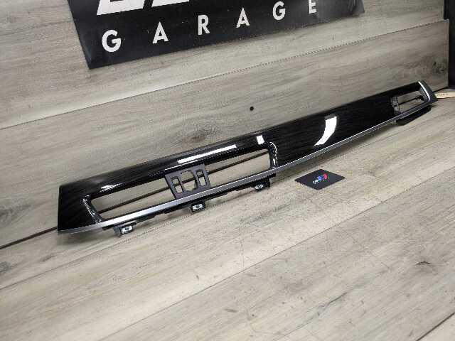 16-19 OEM BMW F48 X1 Center Dash Vent Trim Panel Wood