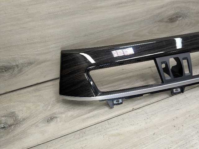 16-19 OEM BMW F48 X1 Center Dash Vent Trim Panel Wood