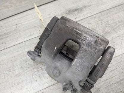 OEM BMW F39 F44 F48 X1 X2 28 228 B46 FRONT Right Passenger Side Brake Caliper