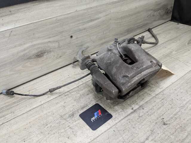 16-24 OEM BMW F39 F44 F48 X1 X2 28 228 B46 FRONT Left Driver Side Brake Caliper