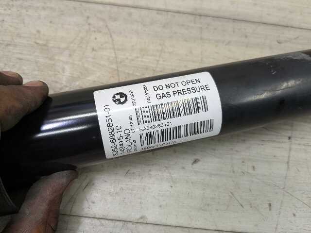 16-22 OEM BMW F48 X1 28i 28iX REAR Left or Right Side Strut Shock Absorber