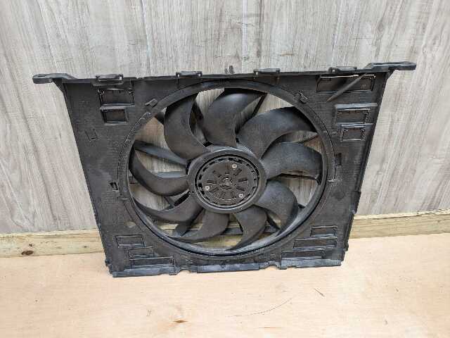 16-20 OEM BMW G12 740 G30 530 540 Engine B46 B58 Radiator Cooling Fan Motor 600W