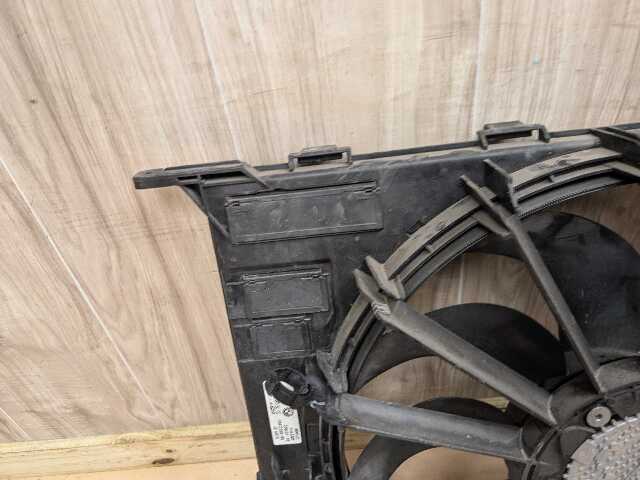16-20 OEM BMW G12 740 G30 530 540 Engine B46 B58 Radiator Cooling Fan Motor 600W