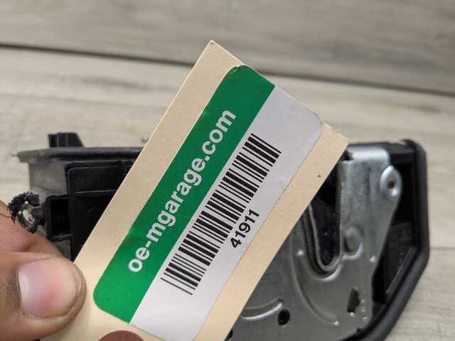 OEM BMW E82 E90 F23 F30 F32 E60 F01 M4 X6 REAR RIGHT Door Lock Latch Actuator