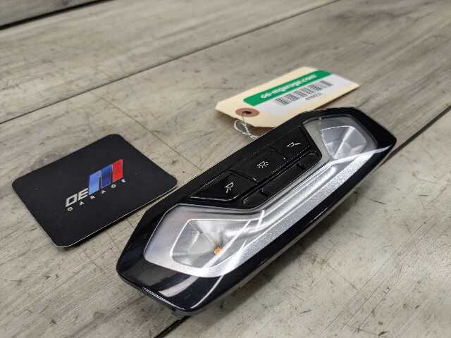 OEM BMW F44 G06 G20 G22 G26 G42 G80 G82 M3 M4 Rear Dome Reading Light LED Panel