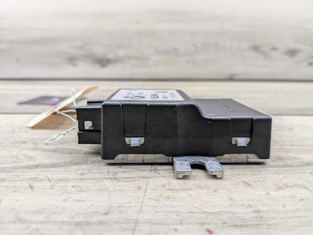 OEM BMW G01 G05 G20 G22 G23 G26 G30 G80 G82 X3 X5 M3 M4 Fuel Pump Control Module
