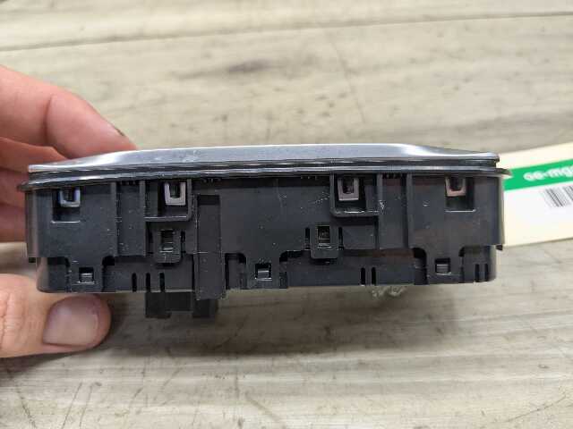 OEM BMW F97 G01 G02 X3 X4 Rear AC Air Conditioning Heater Climate Control Switch