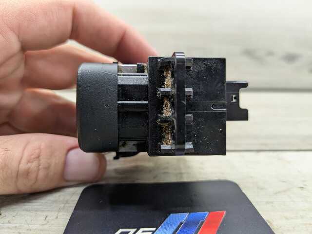 OEM BMW F90 M5 G01 G02 G30 530 540 M550 X3 Parking Brake Auto Hold Switch BLACK