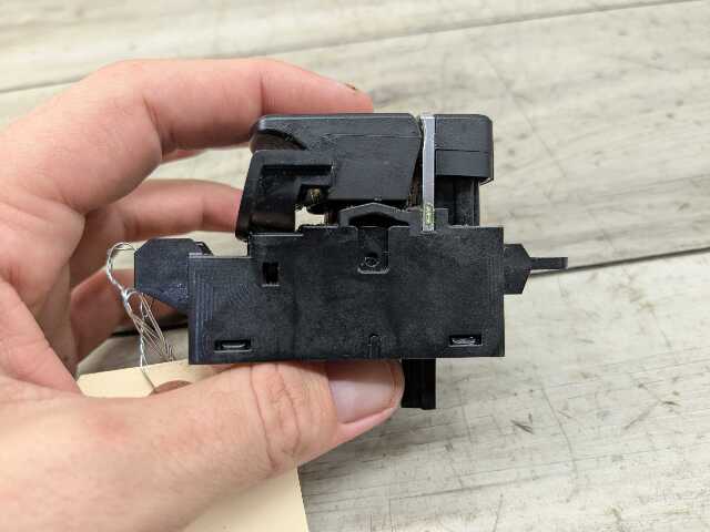 OEM BMW F90 M5 G01 G02 G30 530 540 M550 X3 Parking Brake Auto Hold Switch BLACK
