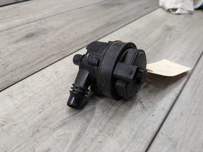 OEM BMW F23 F30 F32 F36 F80 F82 M3 Engine B46 S55 Auxiliary Coolant water Pump