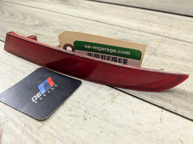 19-21 OEM BMW G01 X3 Rear Bumper Right Passenger Side Marker Light Reflector