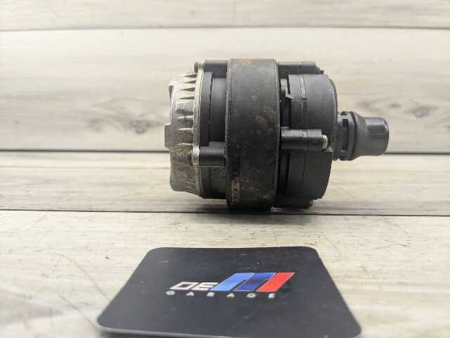 18-21 OEM BMW G01 G02 X3 X4 30 M40 Engine B46 B58 Auxiliary Cooling Water Pump