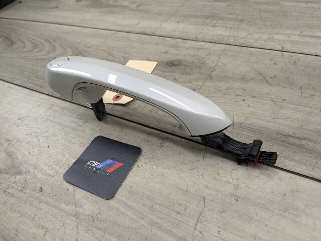 18-24 OEM BMW G01 G02 X3 X4 FRONT Left Driver Side Door Handle COMFORT White A96