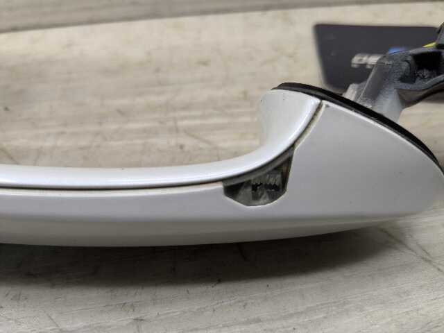 18-24 OEM BMW G01 G02 X3 X4 REAR Left Driver Side Door Handle COMFORT White A96