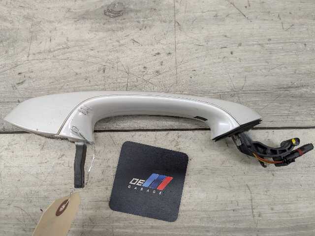 18-24 OEM BMW G01 G02 X3 X4 REAR Left Driver Side Door Handle COMFORT White A96