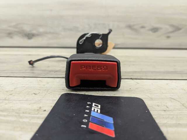 OEM BMW G01 G02 F97 F98 X3 X4 REAR Left Driver Side SeatBelt Seat Belt Buckle